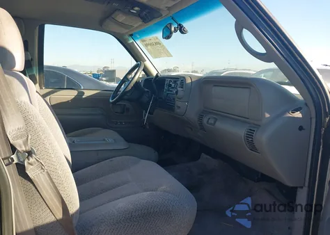 1999 Chevrolet Suburban 1500 Lt from USA, damaged, VIN 3GNEC16R1XG252104